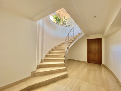Venta Duplex Las Condes: El Golf