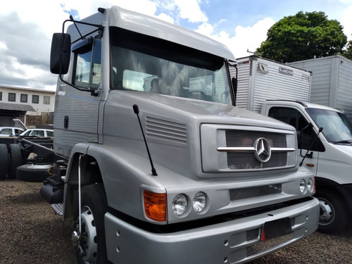 Mercedes Benz 1318