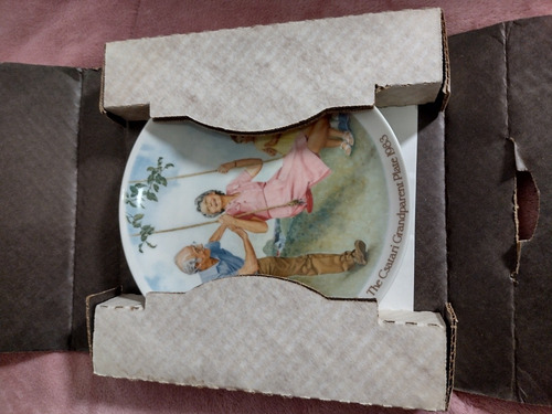 Plato Colección Csatari The Swinger Grandparents Vintage1983