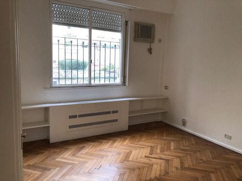 Imagen 4 de 10 de Alquiler De Departamento 3 Ambientes Con Dependencia - Recoleta