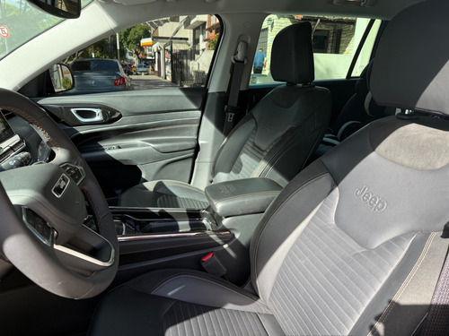 Jeep Commander 1.3 T270 Limited 4X2 At6