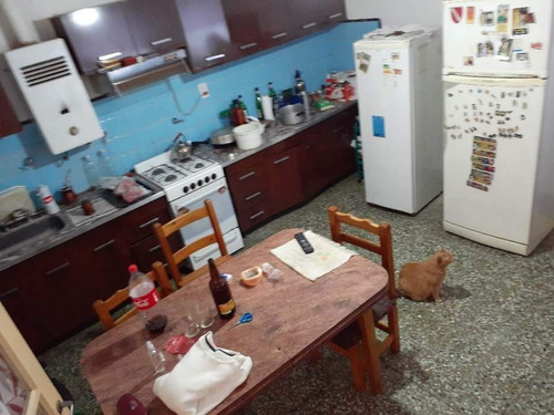 Departamento Tipo Casa En Venta En Remedios De Escalada Oeste