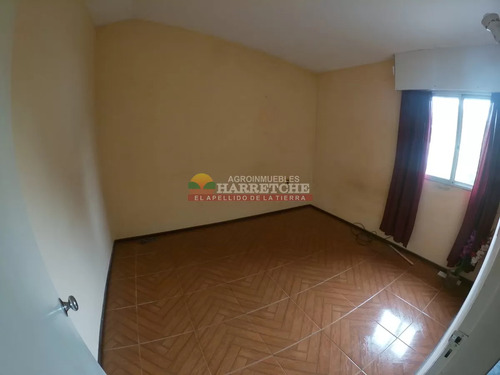 Casa En Dos Niveles Venta Progreso, 3 Dormitorios, Parrillero, Estacionamiento, Con Renta