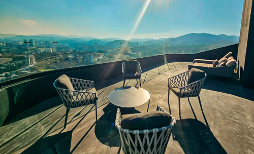Venta De Departamentos En Bosque Real Core 31, 3 Recámaras, Vistas 360°