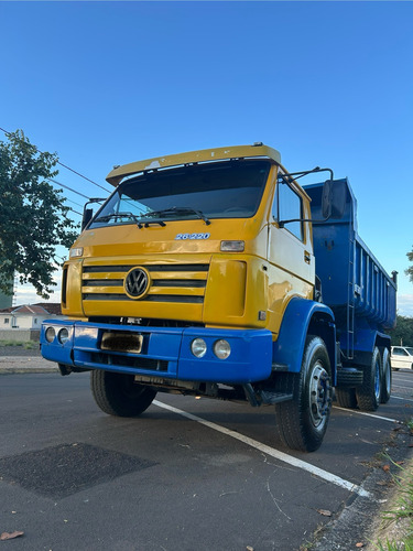 Caminhão Vw 26.220 Traçado Ano 2002, Caçamba Rosseti 10m2