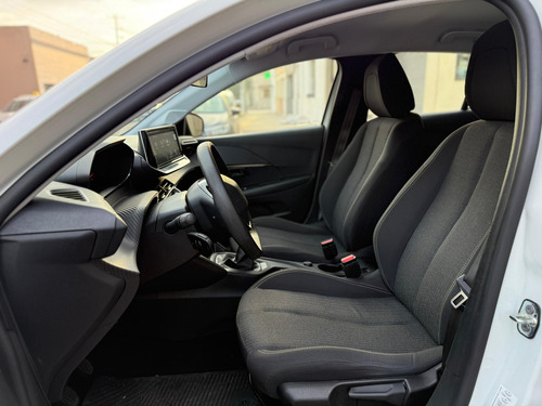 Peugeot 208 1.6 Active