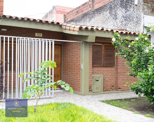 Casa De 3 Dormitorios, Zona Abasto, Hilton
