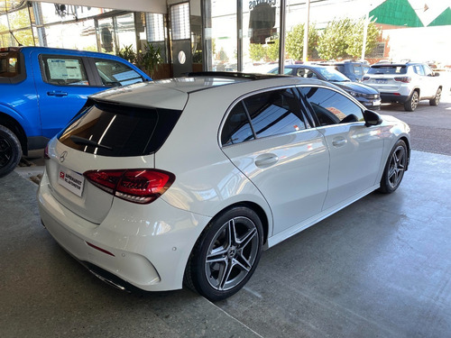 Imagen 11 de 16 de Mercedes Benz A250
