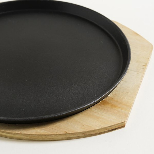 Fuente De Hierro Fundido Con Base De Madera De Bambu 28cm