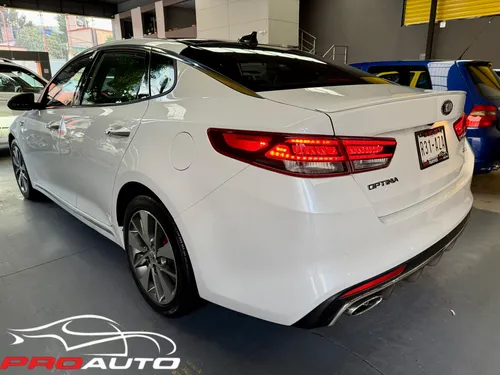 Kia Optima 2.0 L Turbo Gdi Sxl At