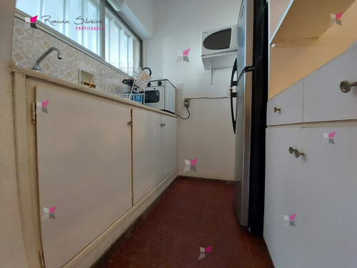 Muy Lindo Apartamento En Venta A Metros De La Playa - Ref: 9486