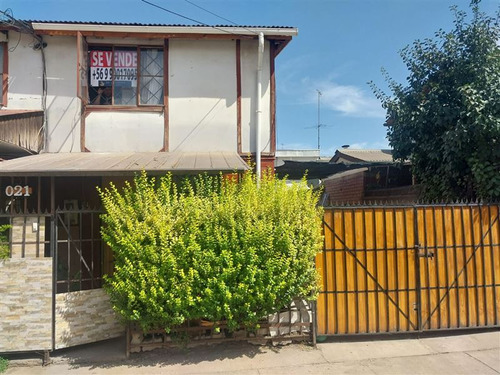 Casa En Venta De 2 Dorm. En Quilicura