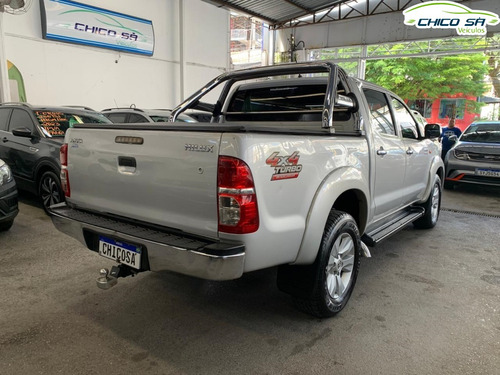 Toyota Hilux 3.0 STD 4X4 CD 16V TURBO INTERCOOLER DIESEL 4P MANUAL