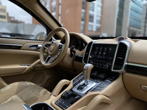Porsche Cayenne Platinum Edition
