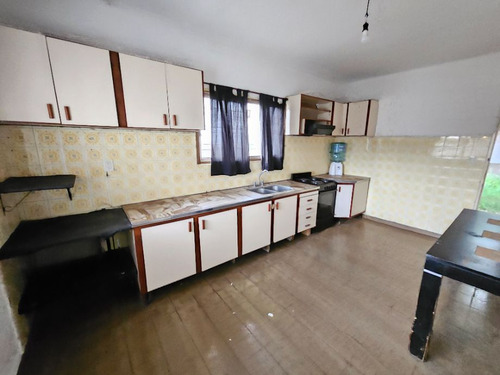 Casa En Venta En Merlo Sur