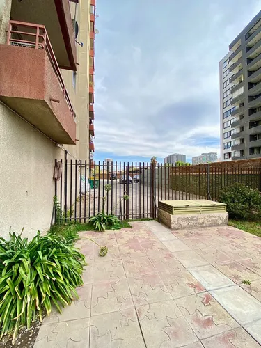 Se Vende Depto 2d1b Av Lo Ovalle La Cisterna