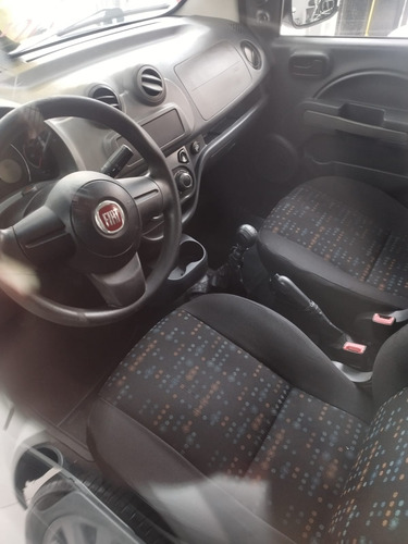 Fiat Uno 1.0 Vivace Celeb. Flex 5P