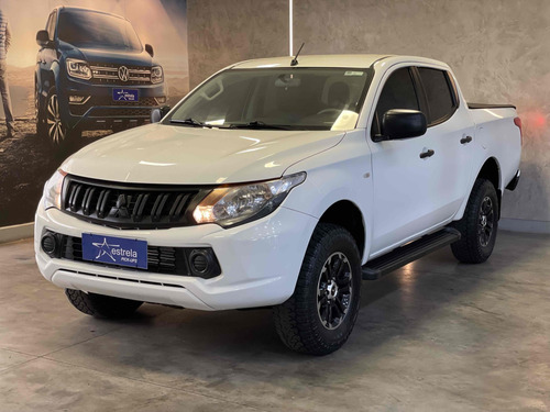 Mitsubishi L200 Triton 2.4 16V TURBO DIESEL GL CD 4X4 MANUAL