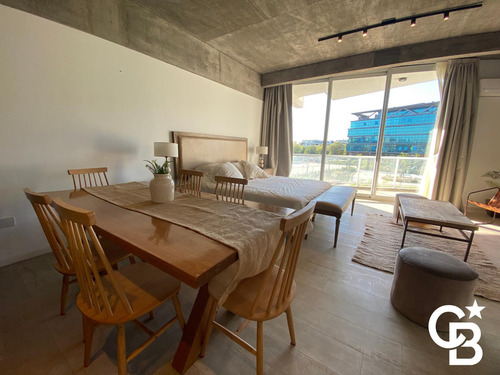 Alquiler Departamento Amoblado C/ Vista A Parque Central - Studios Work / Live