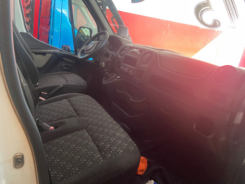 Renault Master chasis 2.3 L2h1 2p