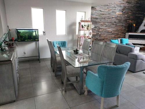 Imagen 4 de 13 de Casa A Pie De Calle En Venta En Metepec, Cerca Foresta, Tecnológico, 10 Min Toluca, Calimaya, San Mateo Atenco.
