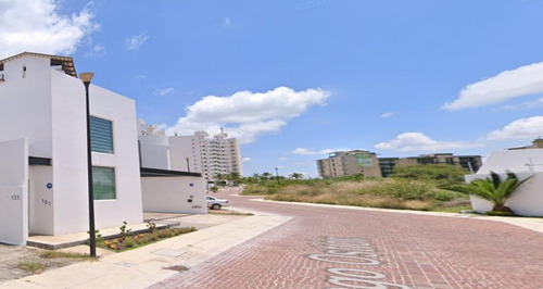 Venta De Casa En Juriquilla Querétaro. Ia
