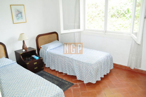 Imagen 19 de 30 de Casa Ubicada En Cantegril Con Lindo Terreno