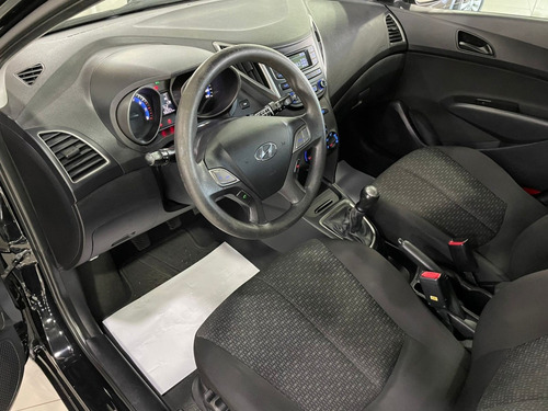 Hyundai HB20 1.0 UNIQUE 12V FLEX 4P MANUAL