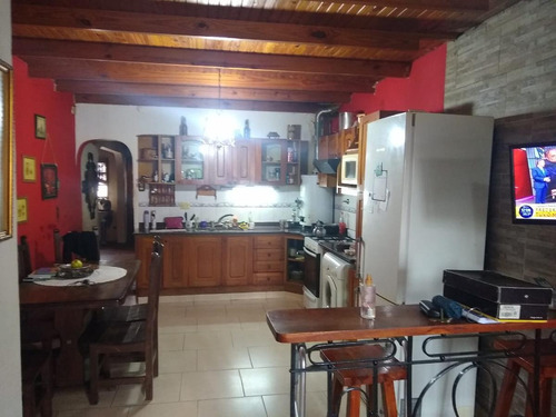 Imagen 8 de 19 de Casa - Tolosa