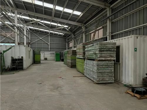 Arriendo Bodega De 2.300 M², Lo Echevers
