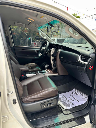 Imagen 9 de 16 de Toyota Fortunner Dubai Dubai