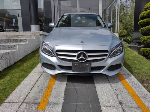 Imagen 7 de 15 de Mercedes-benz Clase C 2018 2.0 200 Cgi Exclusive At