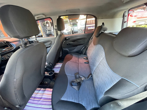 Imagem 10 de 15 de Fiat Uno Attractive 1.0 Flex Completo 2016 R Motors