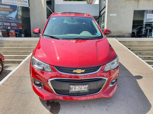 Imagen 2 de 11 de Chevrolet Sonic Premier