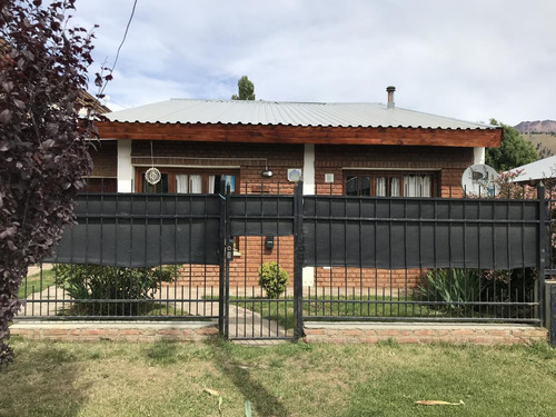 Imagen 3 de 26 de Casa - Esquel