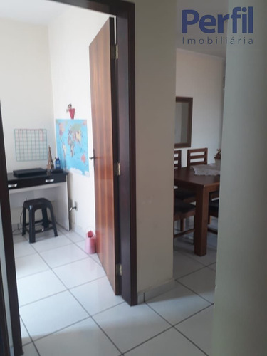 Imagem 10 de 11 de Apartamentos - 3 Dormitórios - 2010