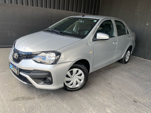 Toyota Etios 1.5 16v X Aut. 4p