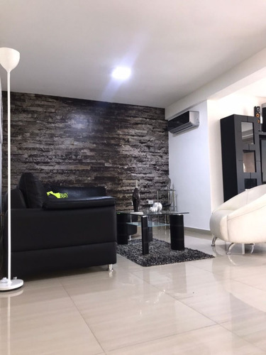 Imagen 2 de 13 de Ligia Guardia Vende Town House En Altos De Montealegre Tazajal