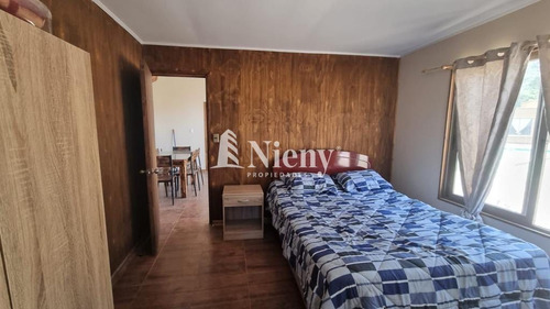 Casa En Venta De 4 Dorm. En Olmué