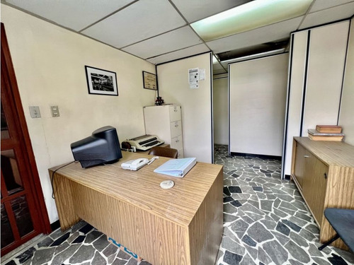 Se Vende Oficina 240m2 4b La Carlota