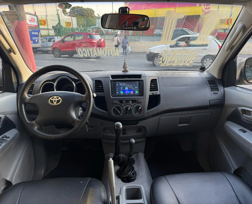 Toyota Hilux 2.5 STD 4X4 CD 16V TURBO DIESEL 4P MANUAL
