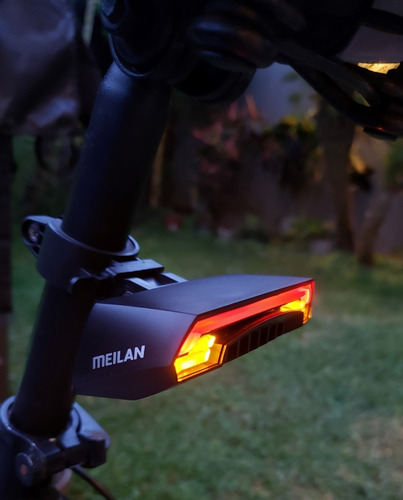 Imagen 2 de 10 de Luz Led Trasera Bicicleta Control Inalámbrico Carril Laser