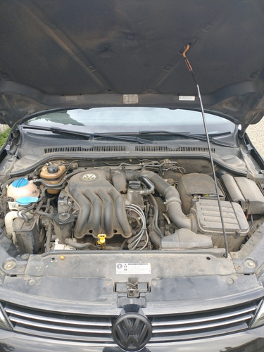 Volkswagen Jetta 2011 2.0 Comfortline Flex 4p Automática
