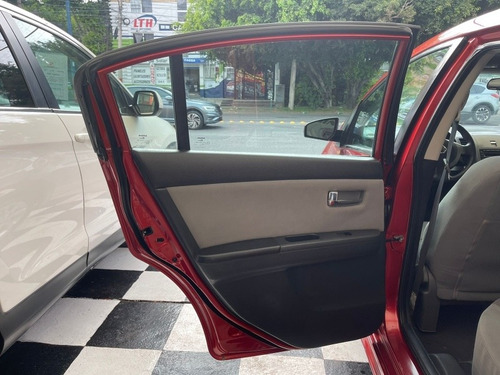Imagen 13 de 15 de Nissan Sentra 2010 2.0 Sport Road Cvt