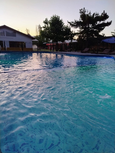 Arriendo Parcela Con Piscina Y Salón De Eventos Buin