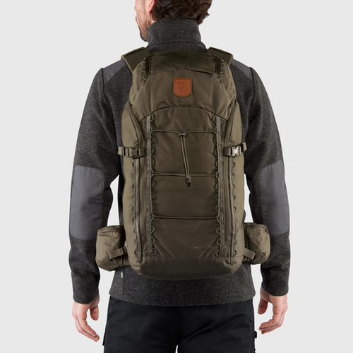 Mochila Resistente Fjallraven Deporte Fitness Caza Camping Color Verde Oscuro Diseño De La Tela Liso