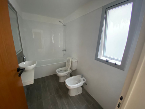 Venta Departamento Belgrano, 2 Ambientes, Frente, Balcón