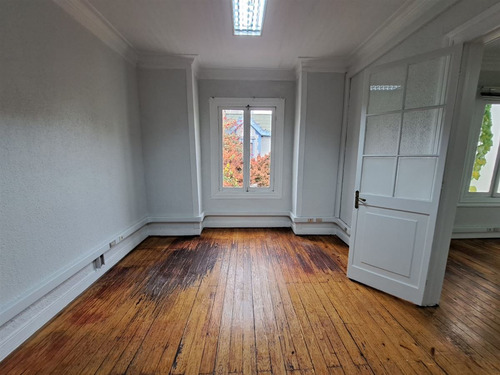 Casa En Arriendo En Metro Bustamante, Providencia