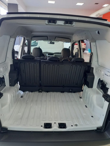 Imagen 7 de 9 de Citroen Berlingo Furgon Hdi 1.6 / Bonificado (a)