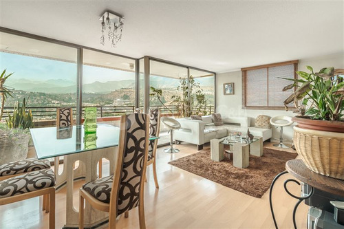 Departamento En Venta De 4 Dorm. 3 Baños, En Las Condes